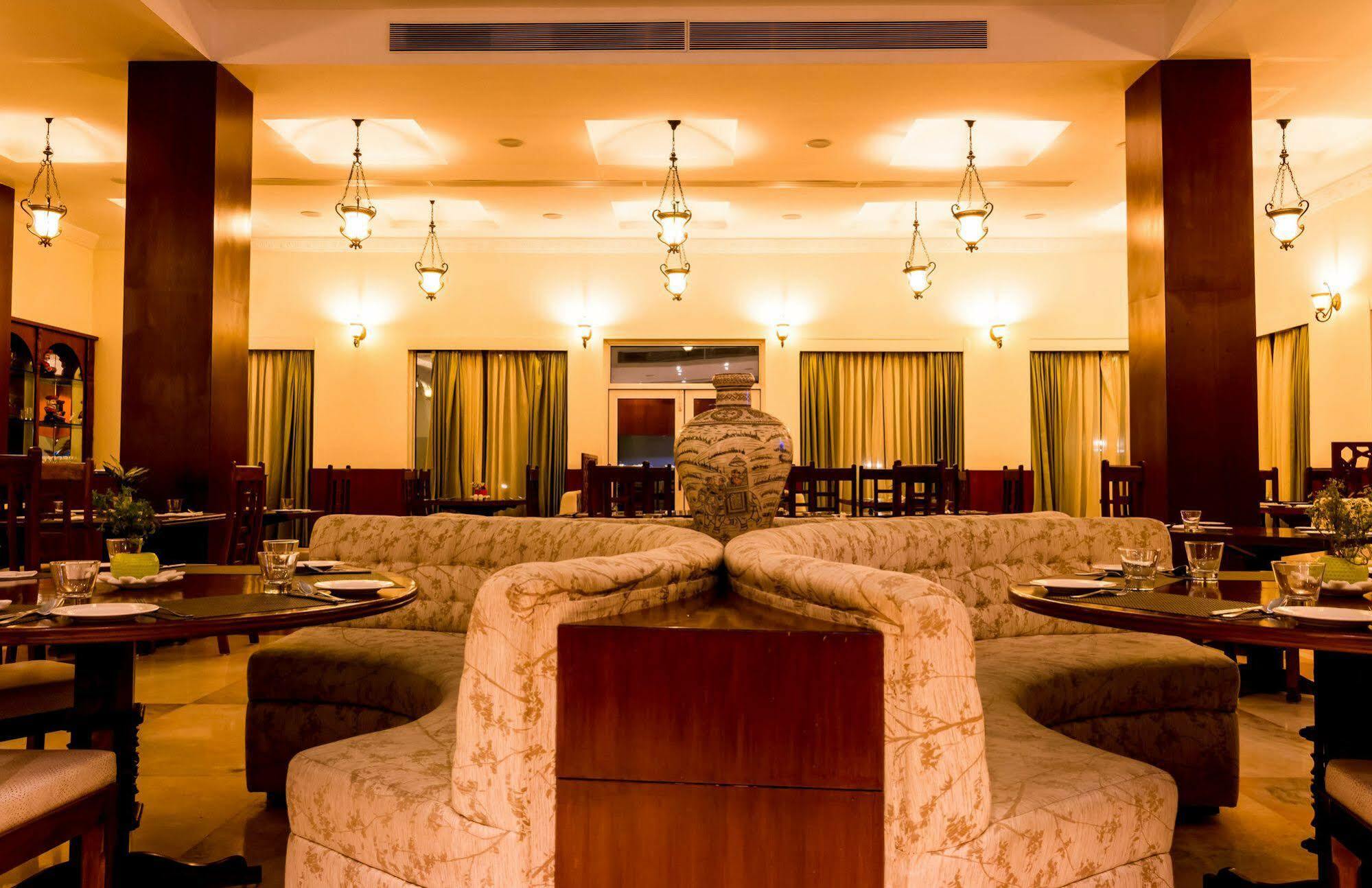 Pratap Mahal Pushkar Ihcl Seleqtion Hotel Екстериор снимка